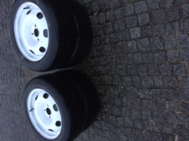 Jantes e pneus Michelin mais 3 unidades Suíças novas em conjunto Com 8 pares perlas cores deferentes