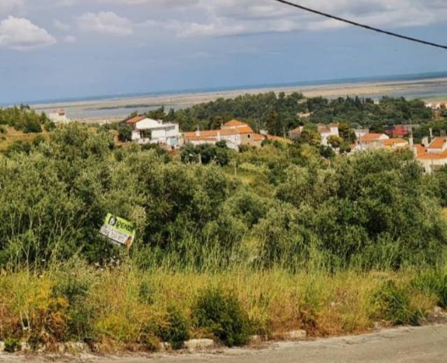 Terrenos em urbanização vendem-se