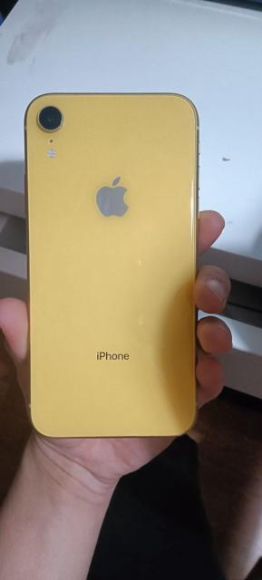 Olá boa tarde vendo iPhone XR está novo a cor amarelo