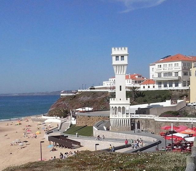 Apartamento T2 para férias a 100 mt da praia